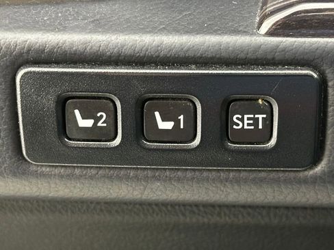 Used 2020 Lexus GX 460 Premium w/ Premium Package image 42