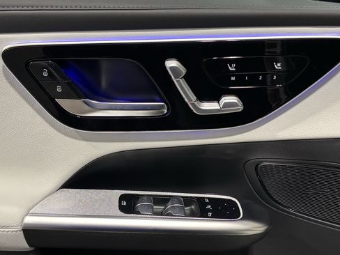 New 2026 Mercedes-Benz GLC 300 4MATIC image 12