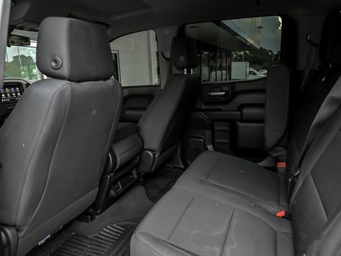 Used 2020 Chevrolet Silverado 1500 Custom Trail Boss w/ Custom Convenience Package AWD/4WD image 15