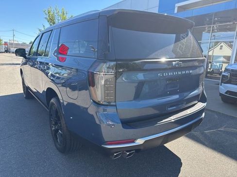 Used 2026 Chevrolet Suburban High Country AWD/4WD image 8