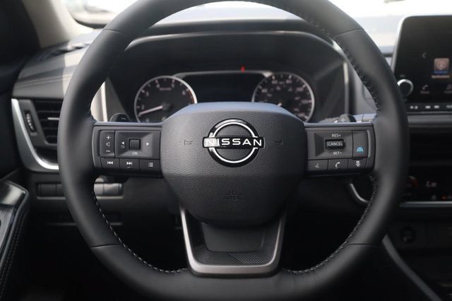 New 2026 Nissan Rogue Dark Armor AWD/4WD image 8