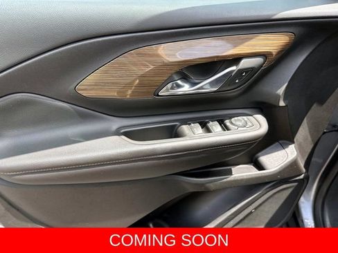 Used 2019 GMC Terrain SLE w/ Driver Convenience Package FWD image 10