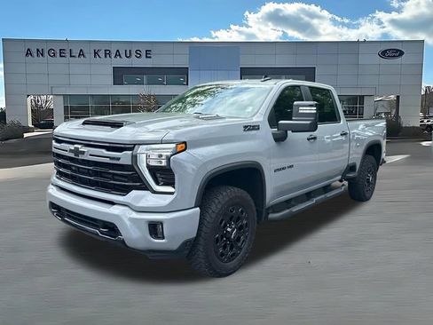 Used 2024 Chevrolet Silverado 2500 LT w/ Z71 Sport Edition AWD/4WD image 3