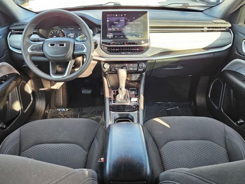 Used 2023 Jeep Compass Sport image 36