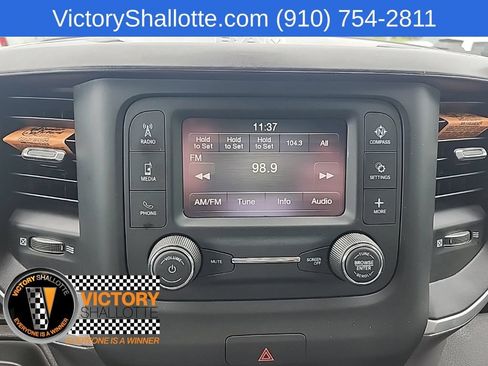 Used 2022 RAM 1500 Big Horn AWD/4WD image 7