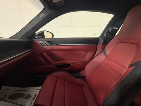 Used 2026 Porsche 911 Carrera GTS image 21