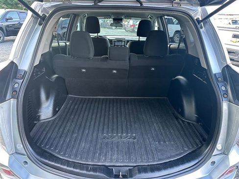 Used 2018 Toyota RAV4 LE w/ All Weather Liner Package image 10