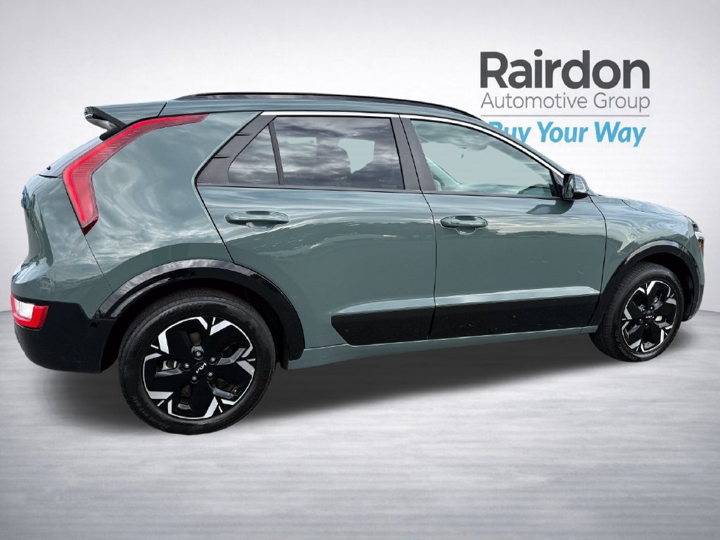 Used 2023 Kia Niro Wind w/ Wind Preserve Package FWD image 7