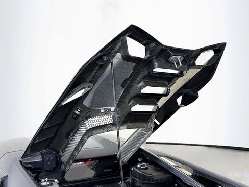 Used 2024 Lamborghini Revuelto AWD/4WD image 23