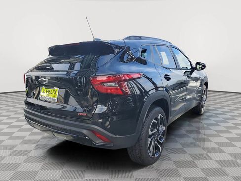 New 2026 Chevrolet Trax RS image 3