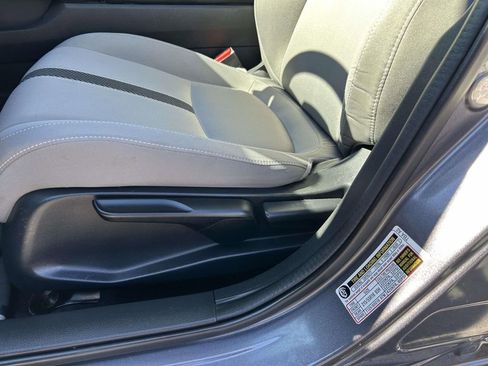 Used 2018 Honda Civic EX image 18