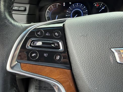 Used 2016 Cadillac Escalade ESV Premium image 30