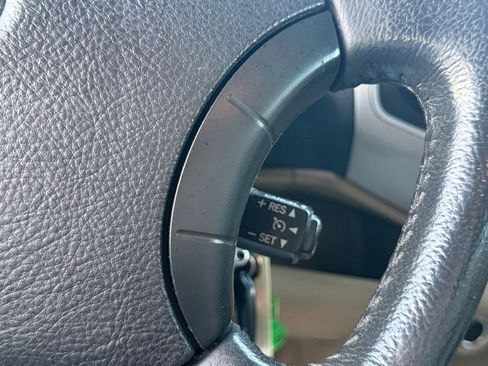 Used 2011 Toyota Tacoma 4x4 Double Cab w/ SR5 Pkg #2 image 16