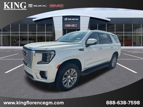 Used 2022 GMC Yukon Denali RWD image 1