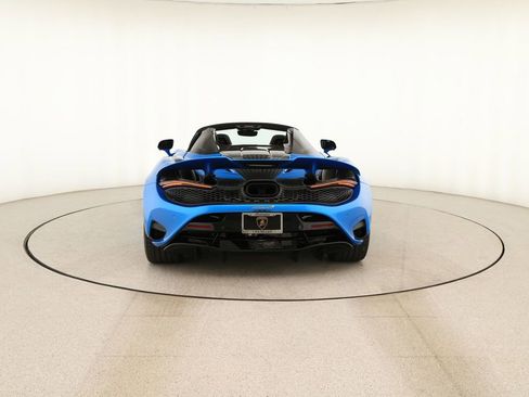 Used 2024 McLaren 750S Spider RWD image 5
