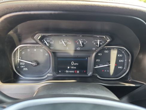 Used 2020 GMC Sierra 1500 Elevation w/ Elevation Value Package AWD/4WD image 10
