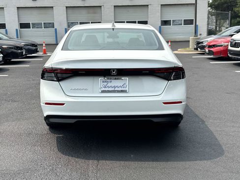 Used 2024 Honda Accord EX image 22