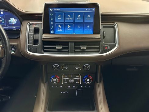 Used 2022 Chevrolet Suburban High Country w/ Max Trailering Package AWD/4WD image 25