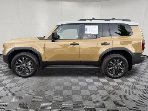 Used 2026 Toyota Land Cruiser w/ Premium Package AWD/4WD image 4