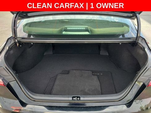 Used 2025 Toyota Camry SE FWD image 11