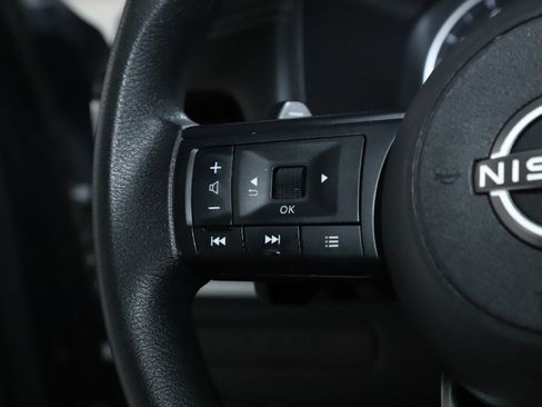 Used 2024 Nissan Rogue S image 22