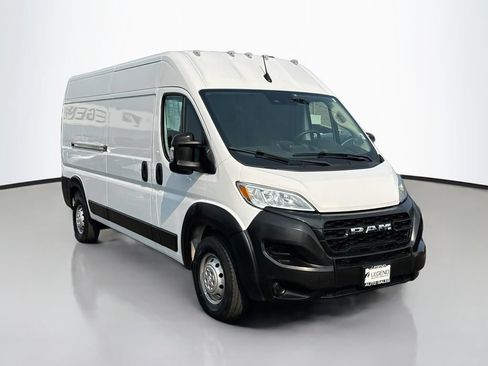 Used 2023 RAM ProMaster 2500 FWD image 4