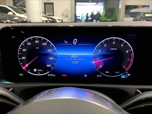 Used 2025 Mercedes-Benz CLA 250 image 24