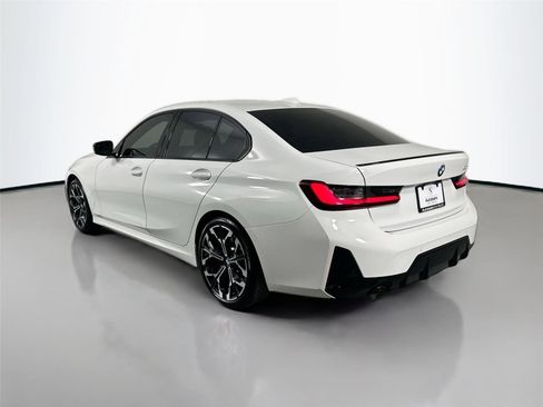 Used 2026 BMW 330i Sedan w/ M Sport Package RWD image 8