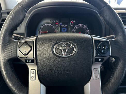 Used 2024 Toyota 4Runner SR5 image 21