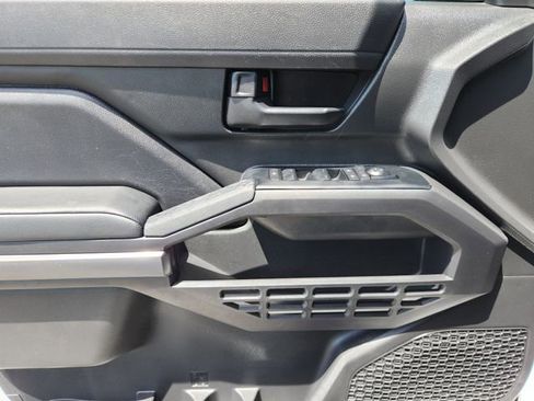 Certified 2025 Toyota Tacoma SR5 RWD image 21