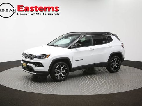 Used 2025 Jeep Compass Limited AWD/4WD image 55
