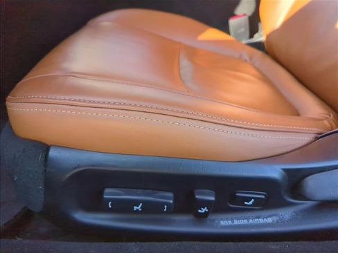 Used 2004 Lexus SC 430 Convertible image 13