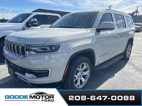 Used 2022 Jeep Wagoneer Series II AWD/4WD image 1
