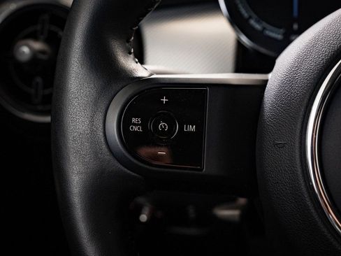 Used 2024 MINI Cooper SE image 28