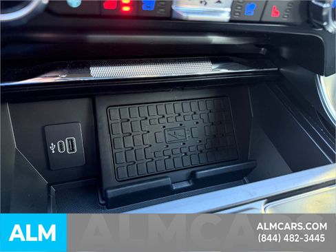 Used 2025 Ford F150 Raptor image 21