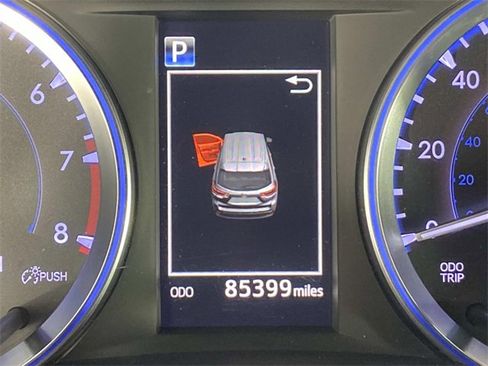 Used 2018 Toyota Highlander XLE w/ Protection Package #3 image 21