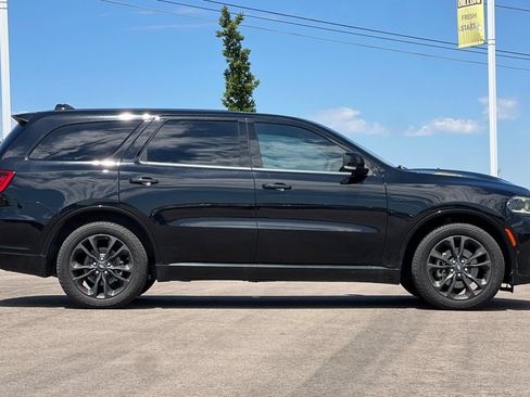 Used 2021 Dodge Durango R/T w/ Technology Group AWD/4WD image 3