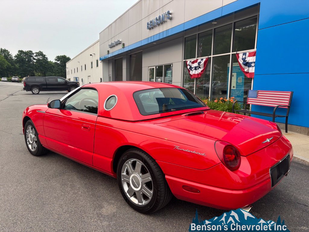 Used 2005 Ford Thunderbird RWD image 3