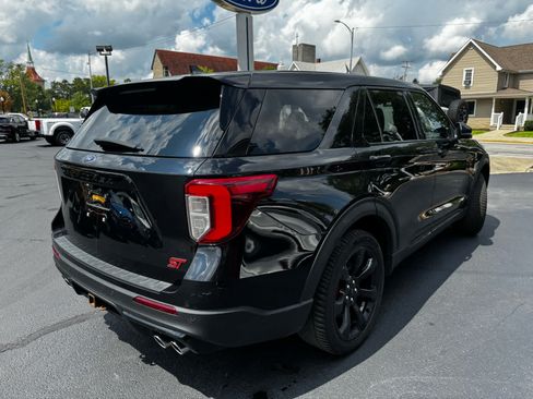 Used 2022 Ford Explorer ST w/ ST Street Pack AWD/4WD image 16