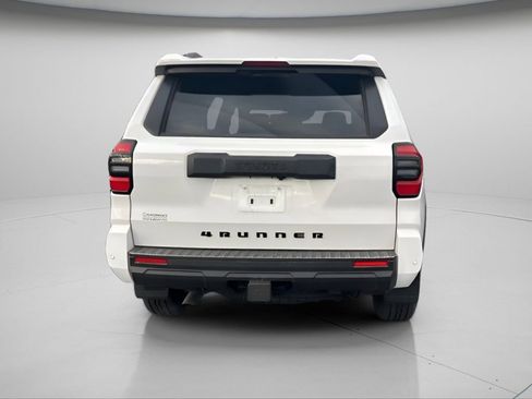 Used 2025 Toyota 4Runner TRD Off-Road image 6