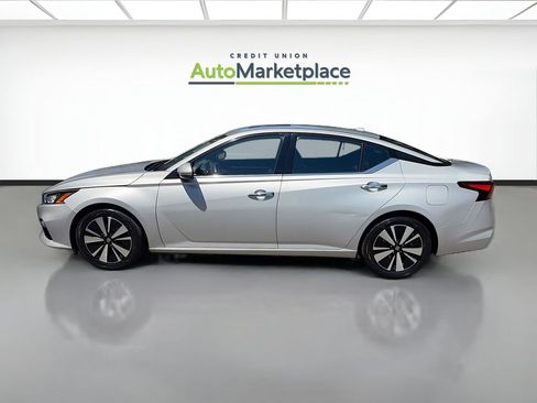 Used 2019 Nissan Altima 2.5 SV FWD image 4