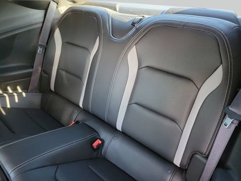 Used 2016 Chevrolet Camaro LT RWD image 11