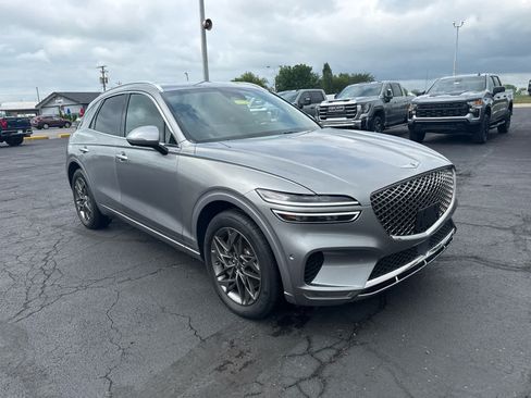 Used 2023 Genesis GV70 2.5T w/ Advanced Package AWD/4WD image 7