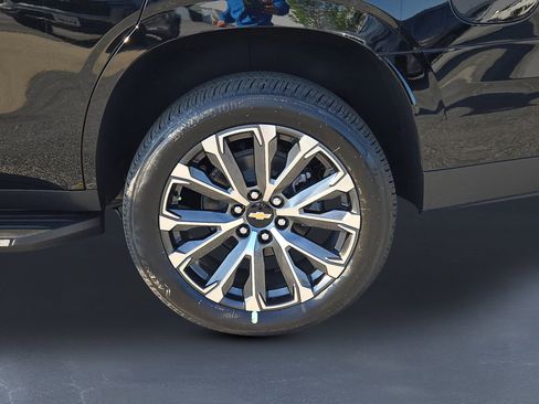 New 2026 Chevrolet Tahoe High Country w/ Sun And Tow Package AWD/4WD image 10