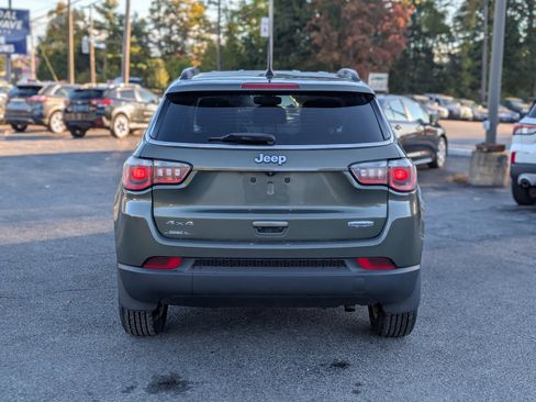 Used 2019 Jeep Compass Latitude w/ Popular Equipment Group image 10