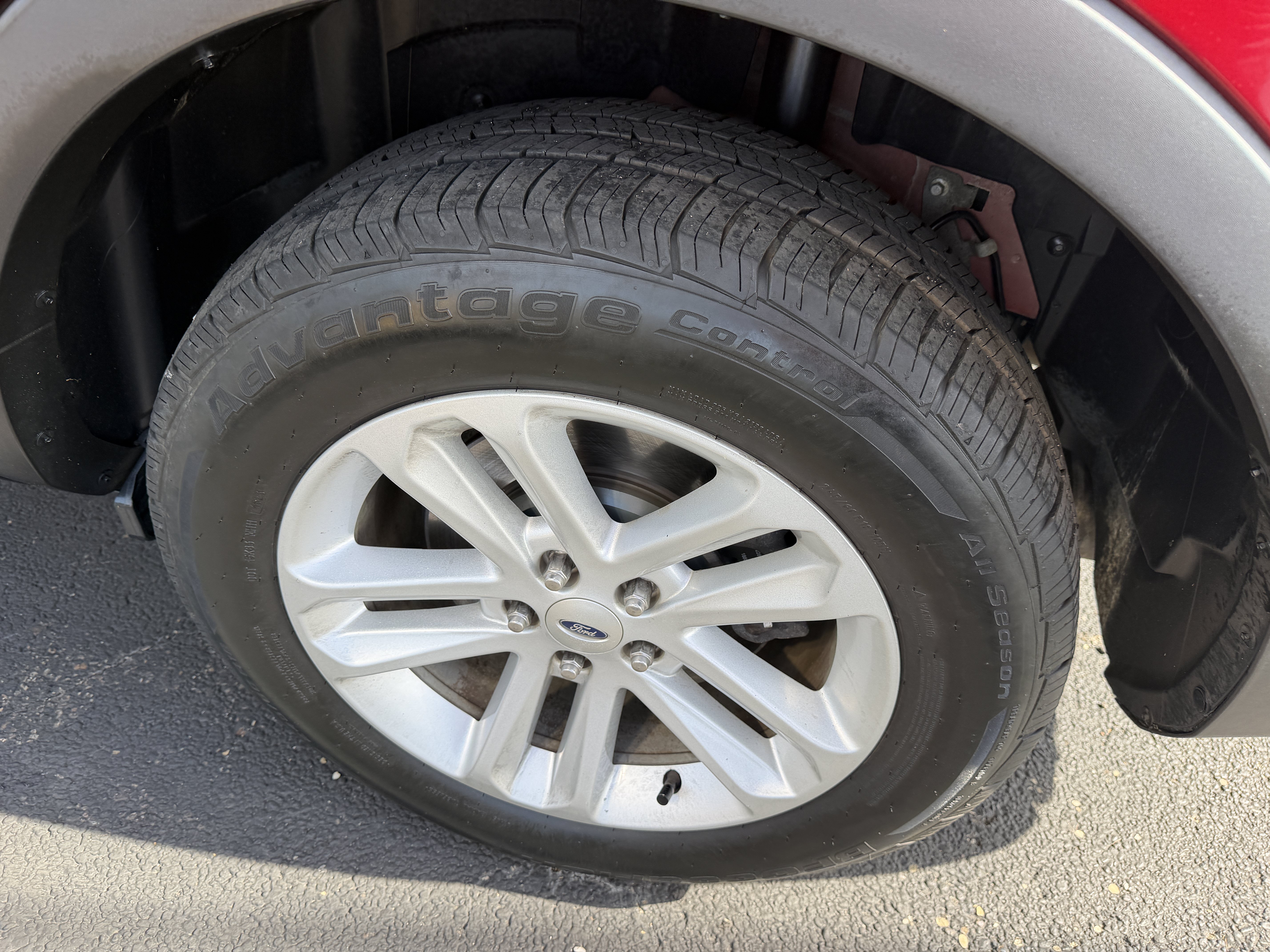 Used 2017 Ford Explorer 4WD image 9