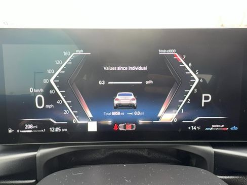 Used 2024 BMW 230i xDrive xDrive w/ Convenience Package image 12