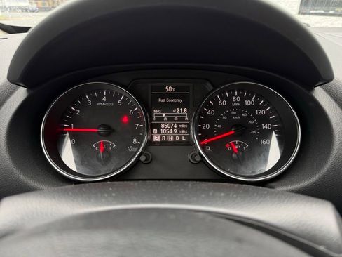 Used 2013 Nissan Rogue SV image 12