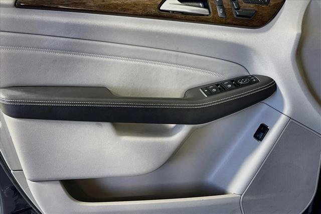 Used 2012 Mercedes-Benz ML 350 BlueTEC 4MATIC image 17