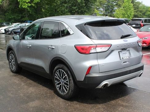 Used 2022 Ford Escape SE w/ Convenience Package FWD image 7